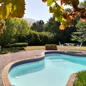 Le Petit Vignoble 2* Le Cap